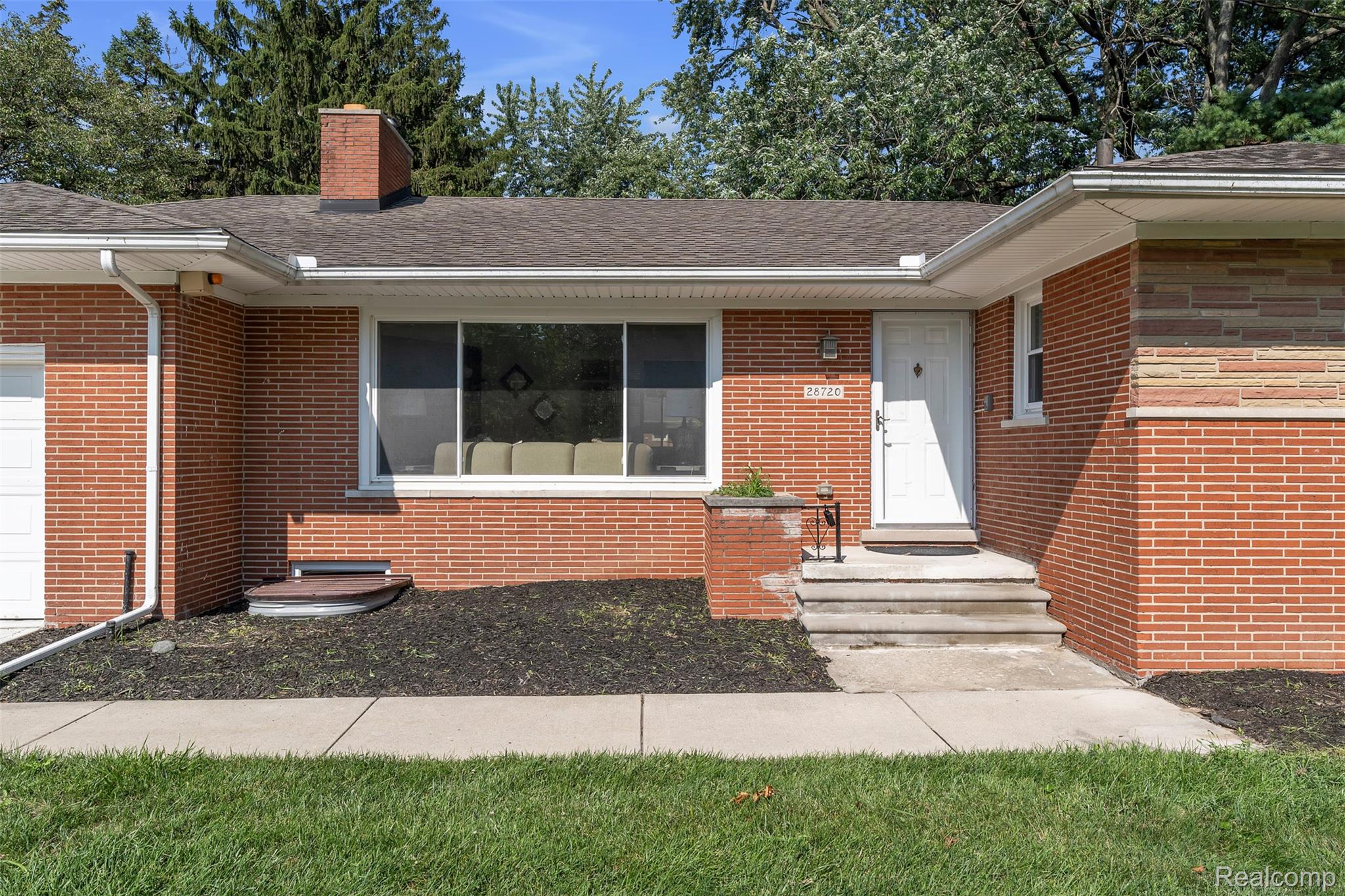 28720 Eldorado Pl