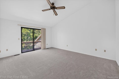 Tiny photo for 5610 Hillcrest Circle W, West Bloomfield Charter Township, MI 48322 (MLS # 20261069457)