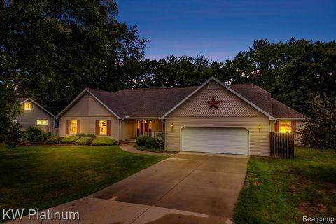4626 Glenalda Drive Village Of Clarkston City MI 48346