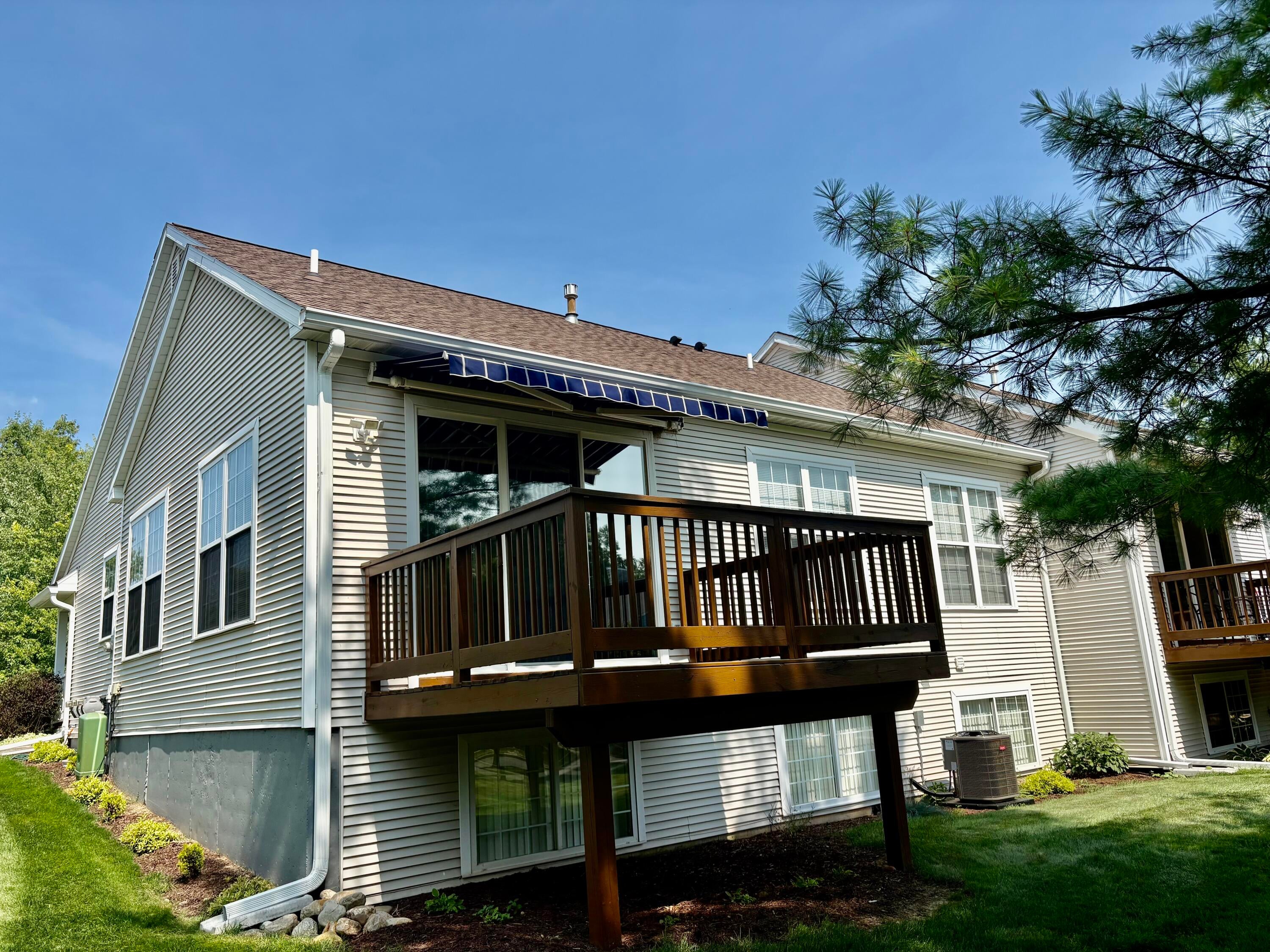 874 Chamberlain Court 9