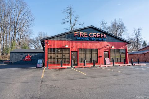 846 - 848 Columbia Avenue E Battle Creek City MI 49014