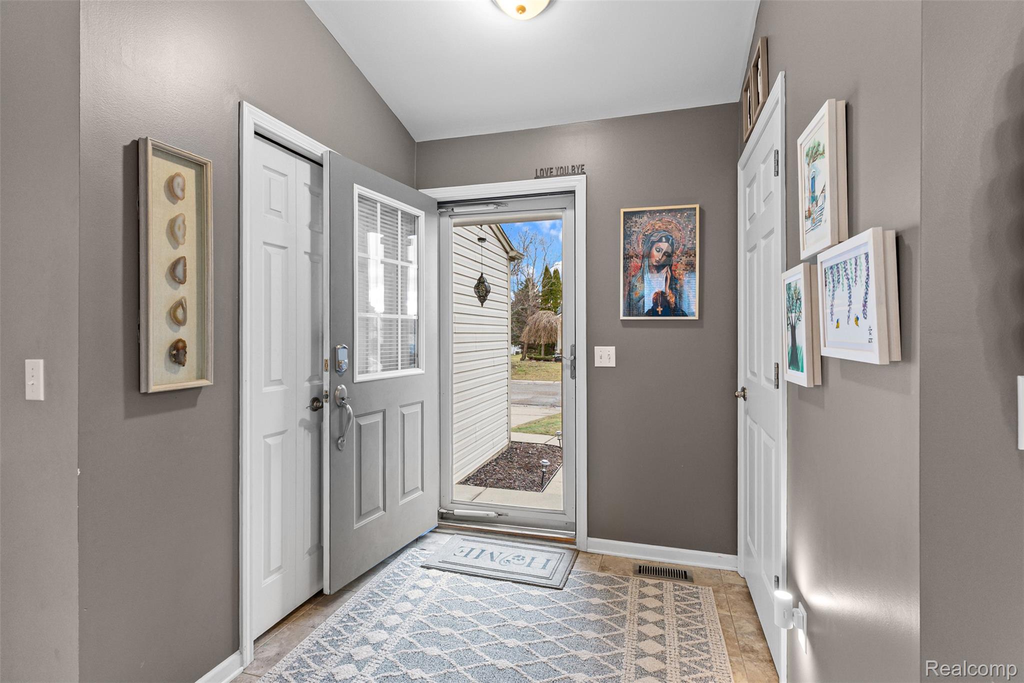 10140 Fieldway Trail
