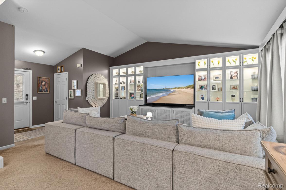 10140 Fieldway Trail