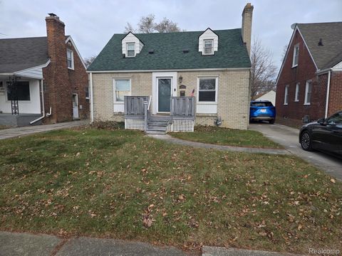 20857 HAWTHORNE Street Harper Woods City MI 48225