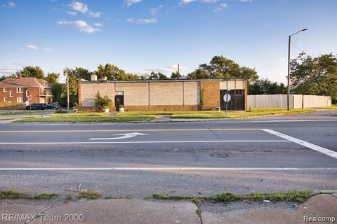 8401 W Chicago Detroit City MI 48204