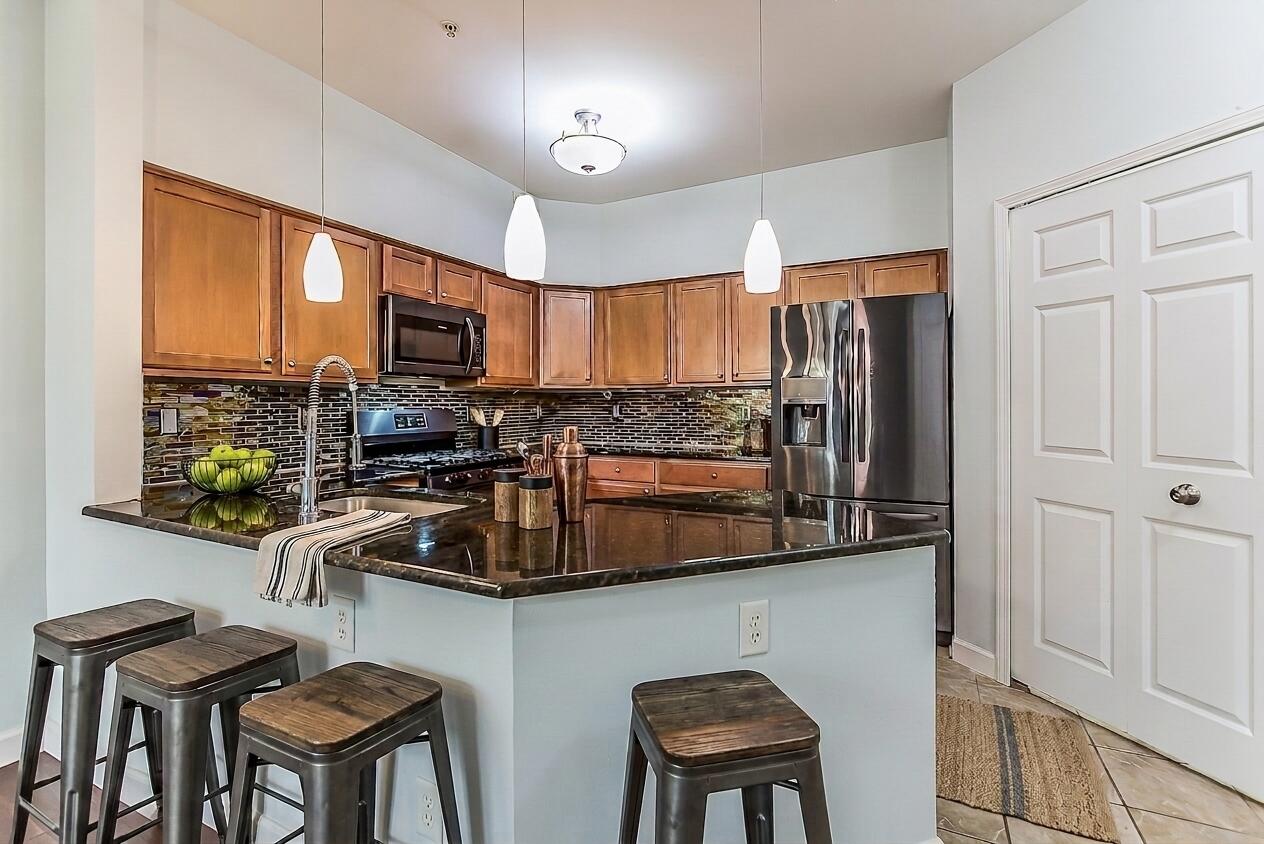 922 W Summerfield Glen Circle