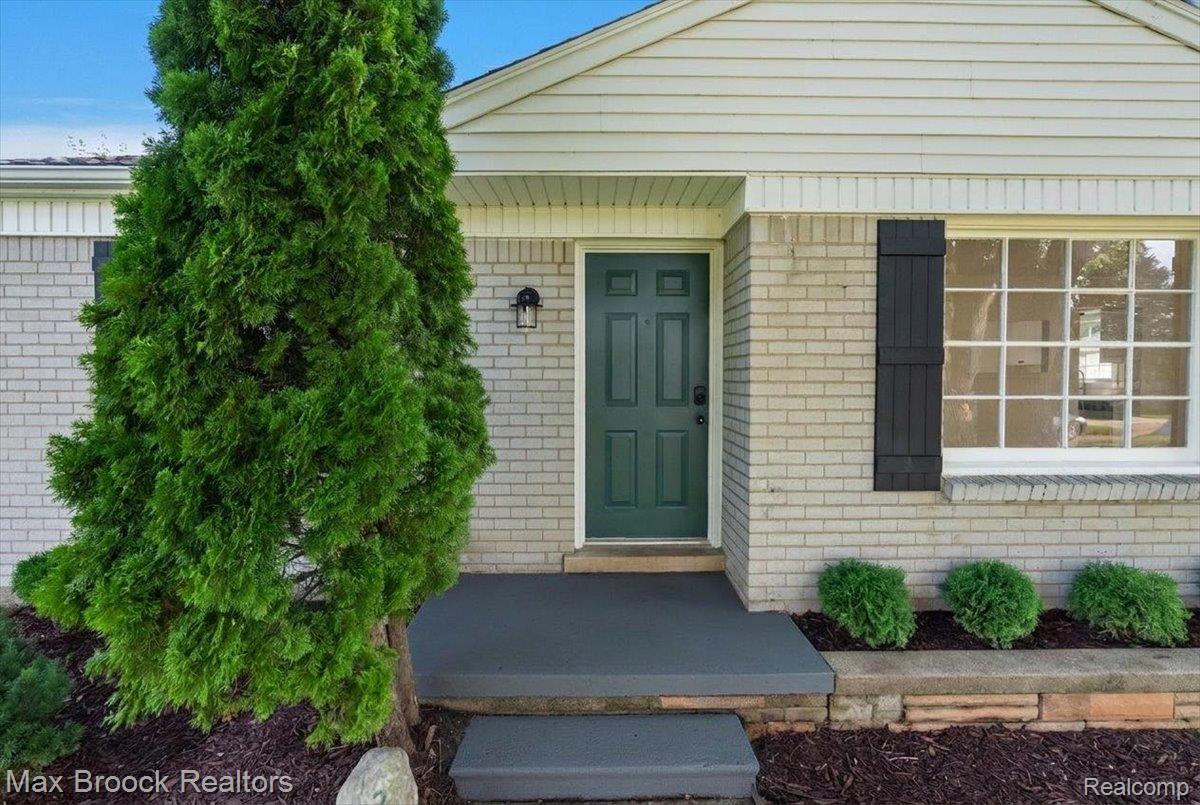 2600 Candlewick Drive