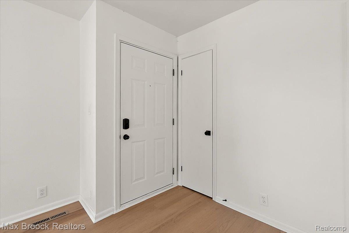 2600 Candlewick Drive
