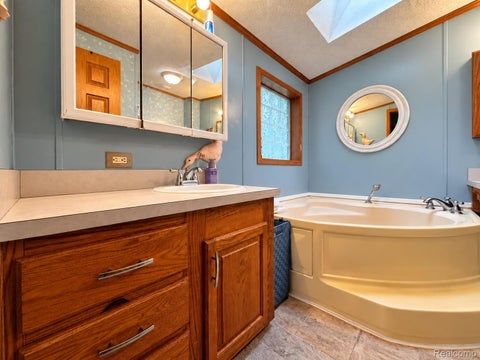 Tiny photo for 30007 Meadow LN, Gibraltar City, MI 48173 (MLS # 20261071735)