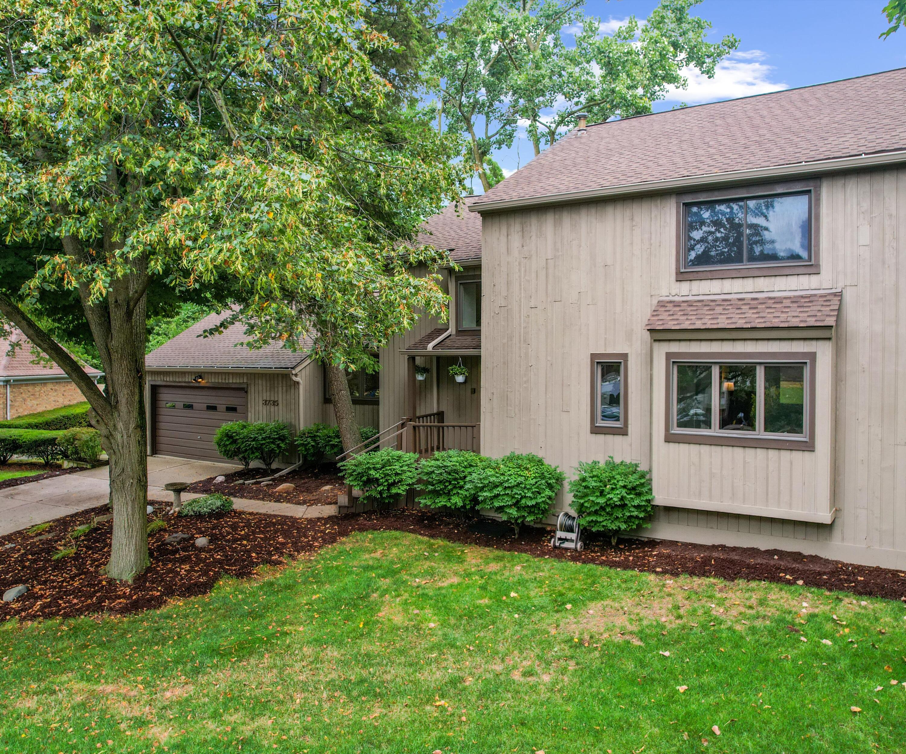 3735 Tremont Lane