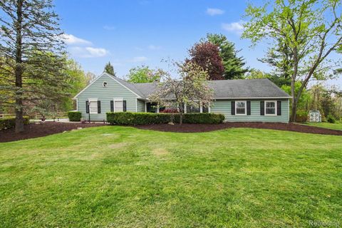 2601 Old Plank Road Milford Charter Township MI 48381