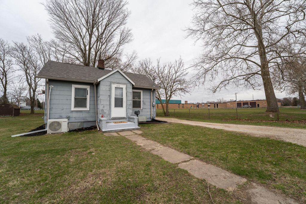 listing image 0