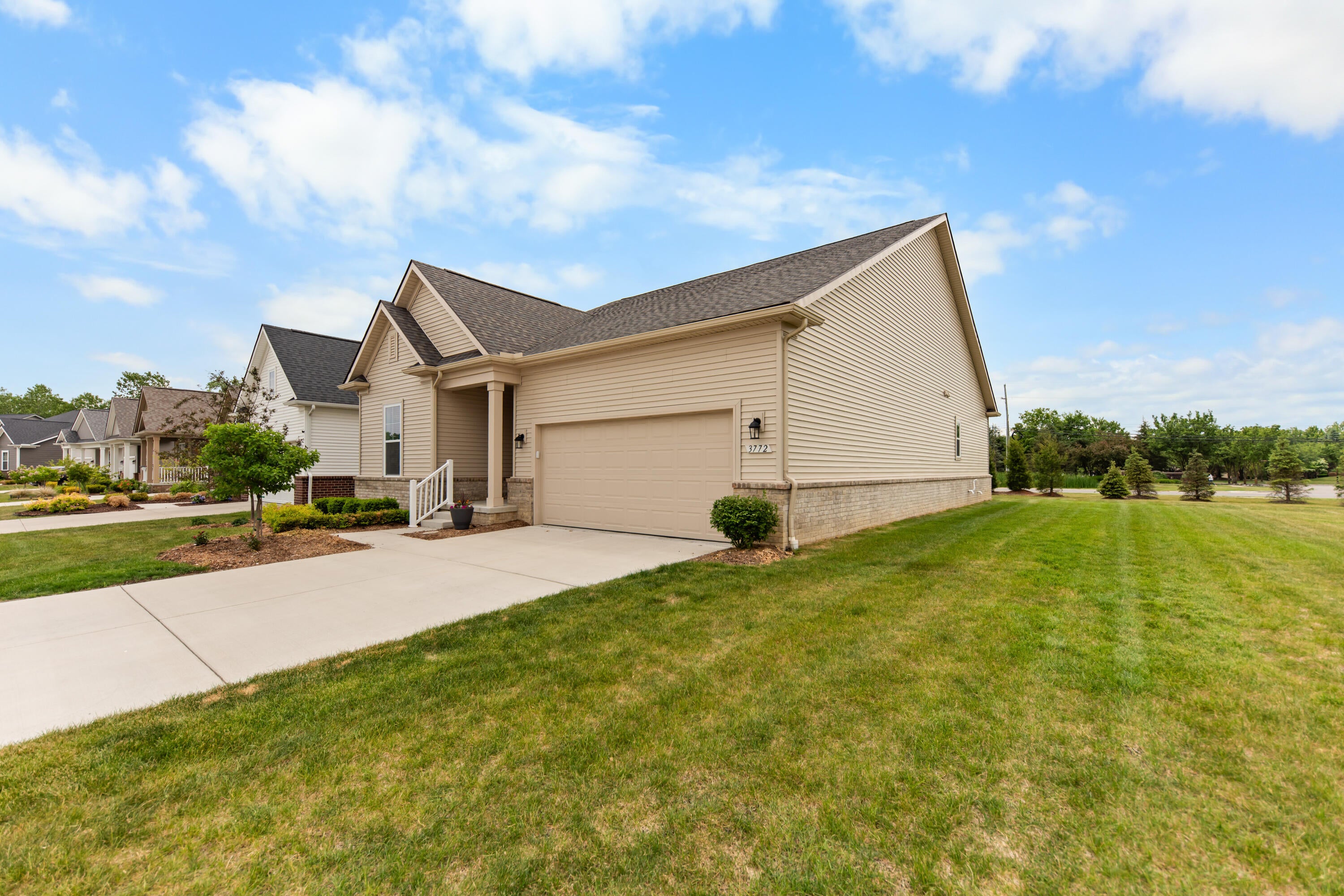 3772 Park Creek Lane