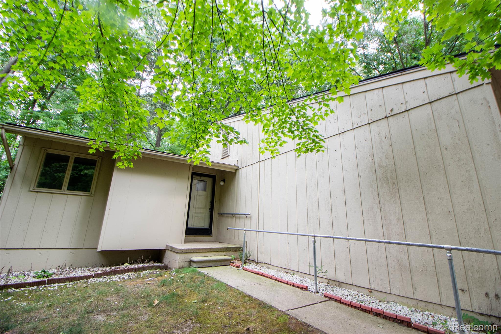 6726 Red Cedar Lane