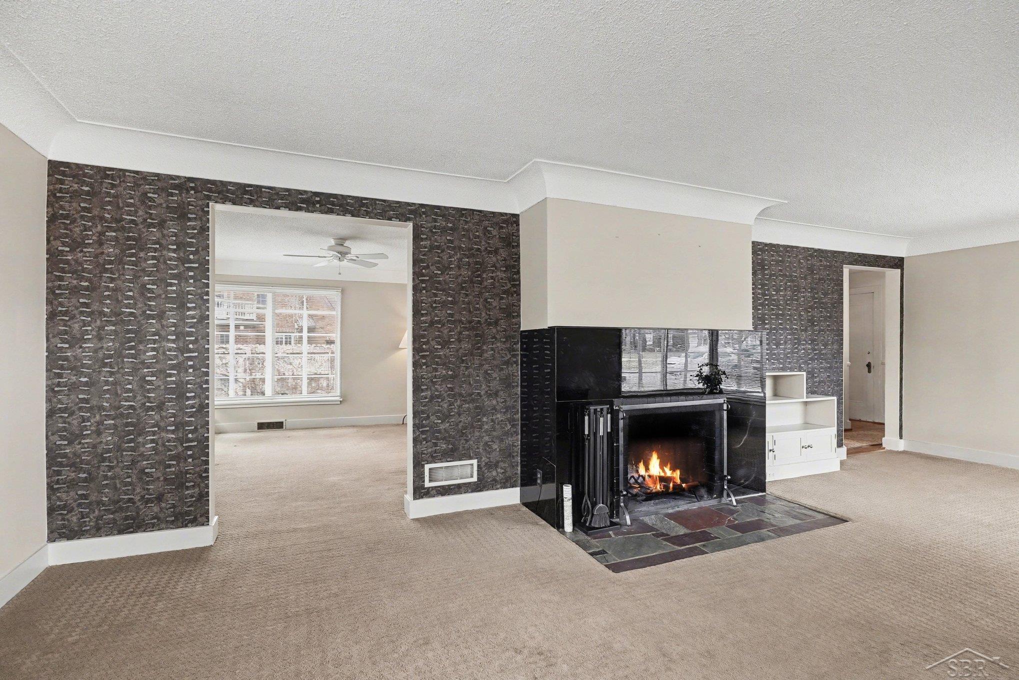 2319 Delaware Boulevard