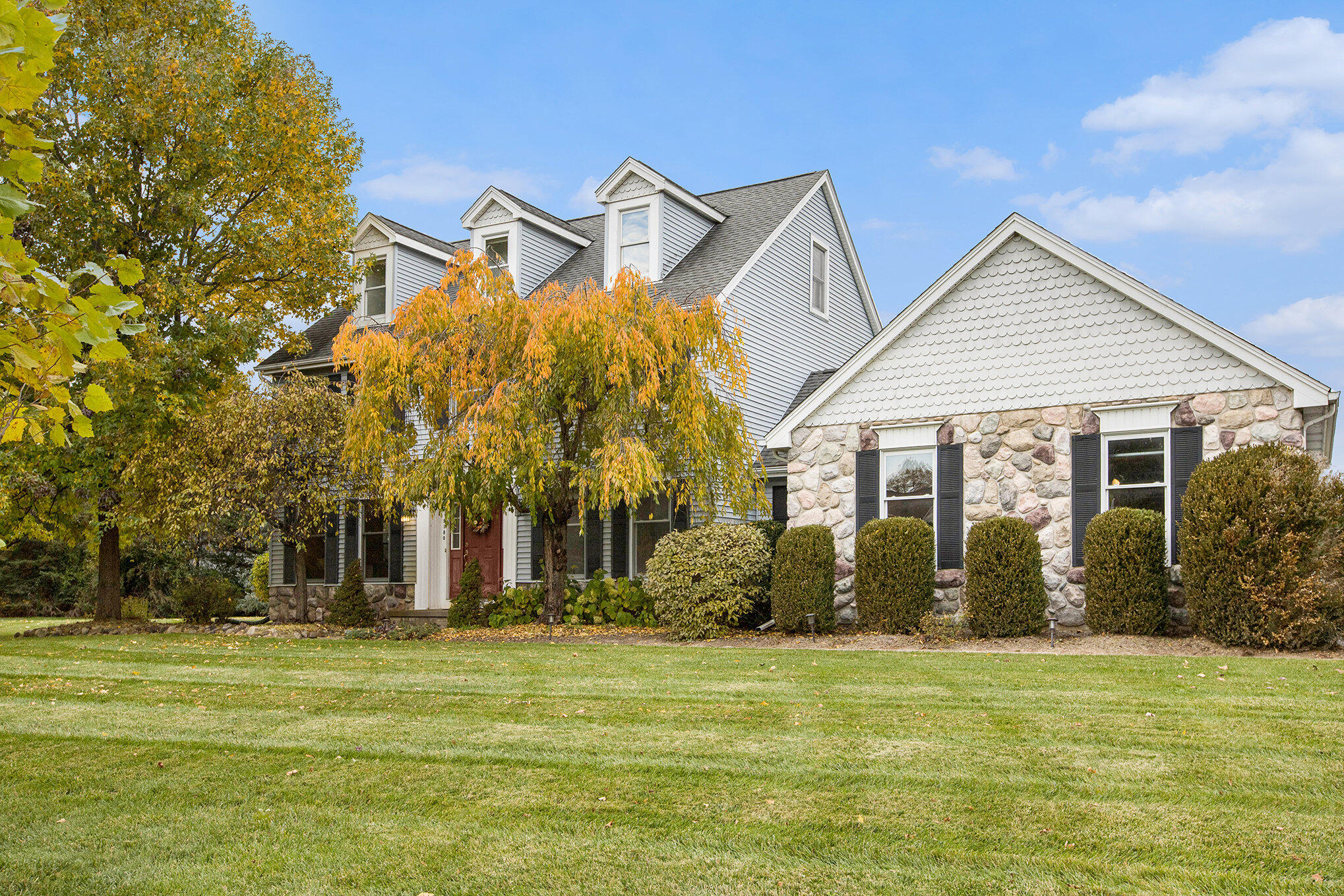 9180 Yorkshire Drive