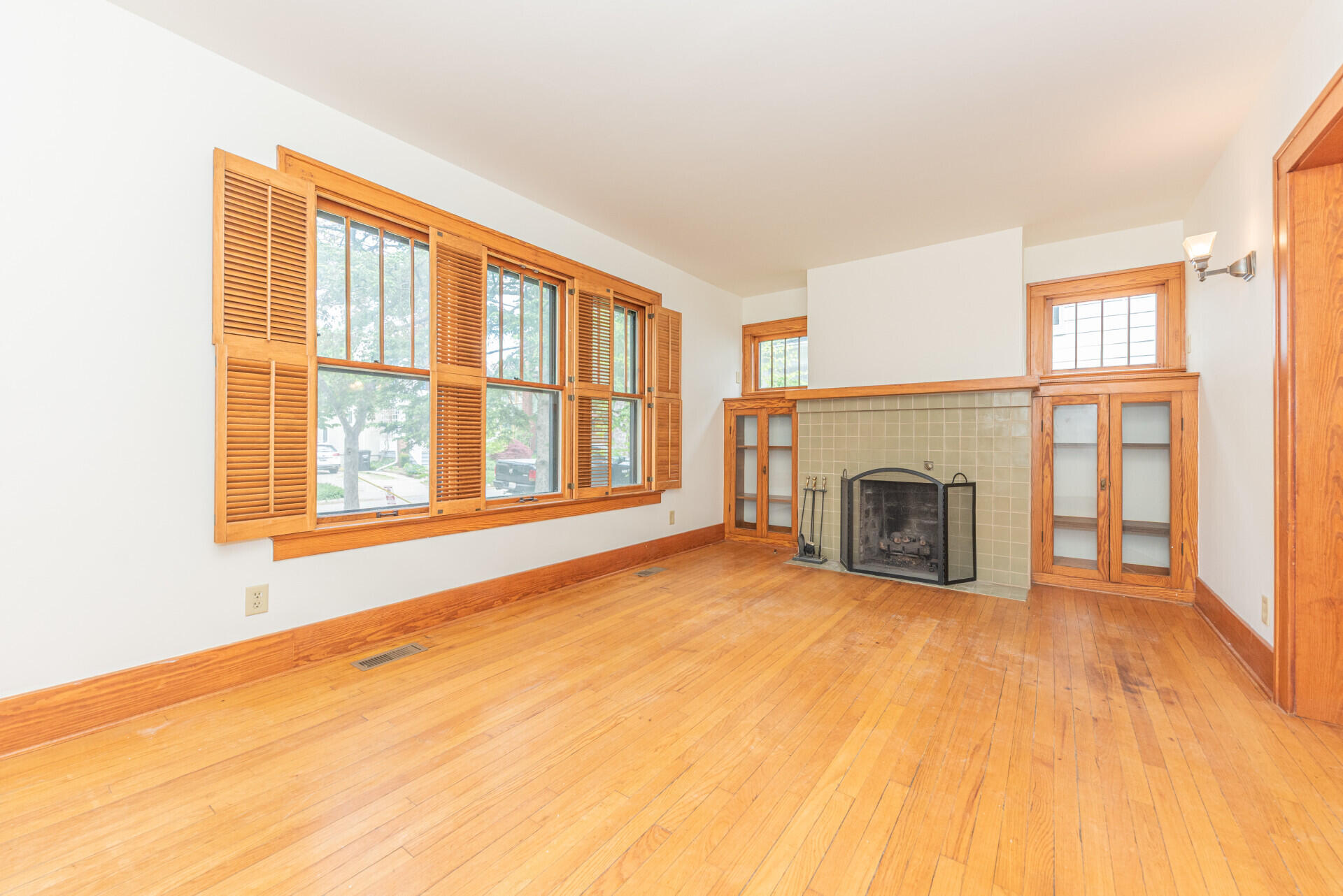 1318 Minerva Road