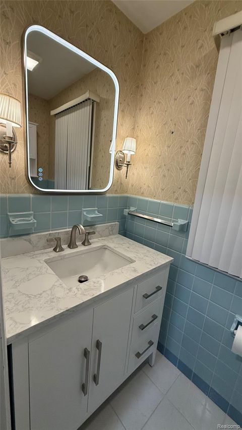 Tiny photo for 4845 KEITHDALE Lane, Bloomfield Charter Township, MI 48302 (MLS # 20261022945)