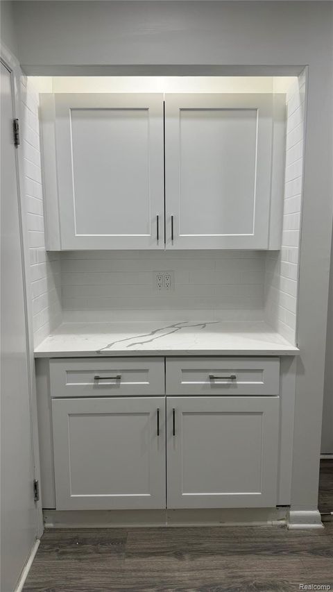 Tiny photo for 4845 KEITHDALE Lane, Bloomfield Charter Township, MI 48302 (MLS # 20261022945)