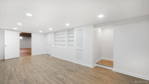 Tiny photo for 4845 KEITHDALE Lane, Bloomfield Charter Township, MI 48302 (MLS # 20261022945)