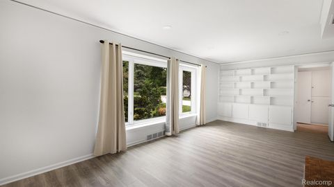 Tiny photo for 4845 KEITHDALE Lane, Bloomfield Charter Township, MI 48302 (MLS # 20261022945)