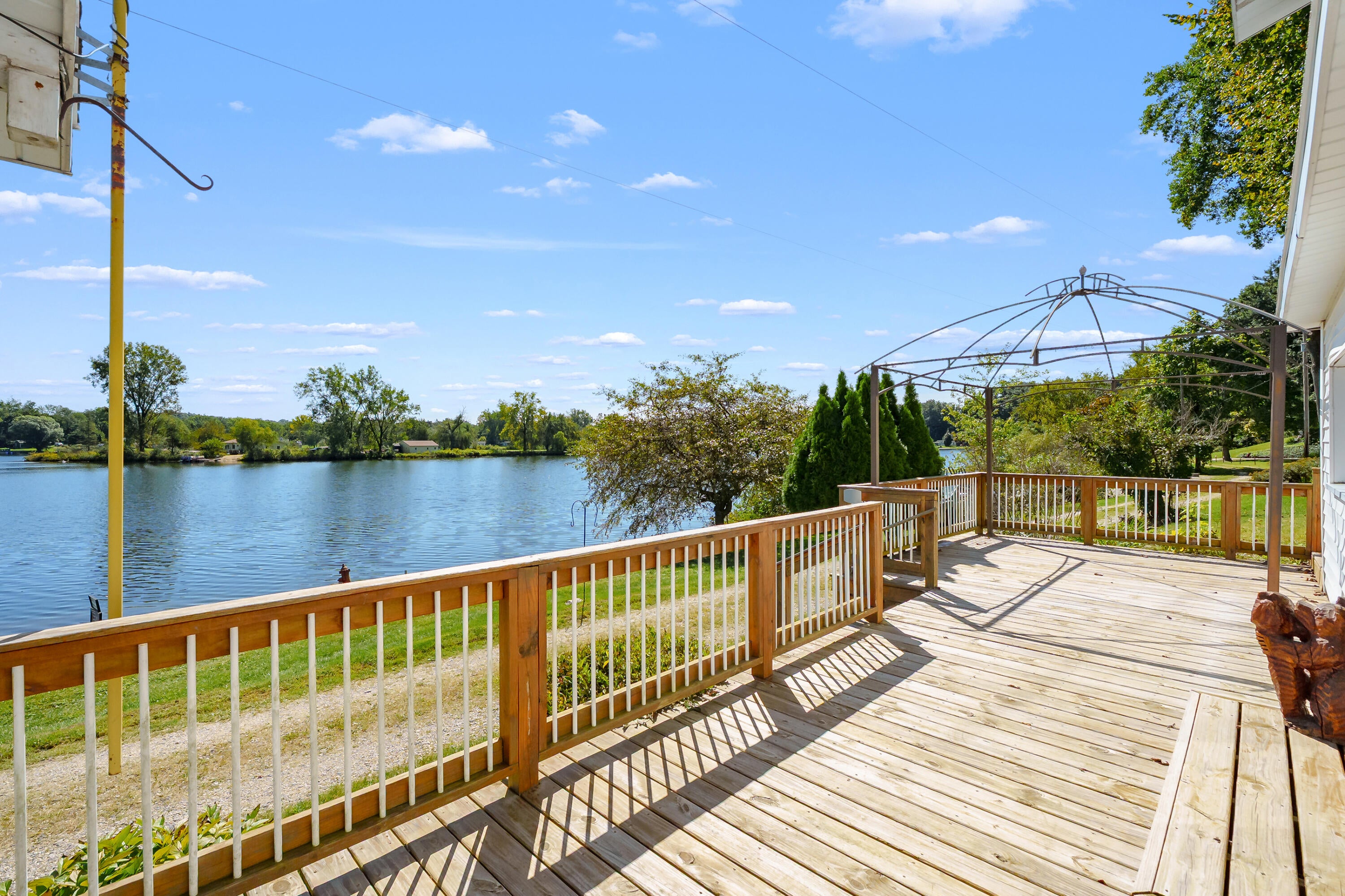 2351 Bristol Lake Road