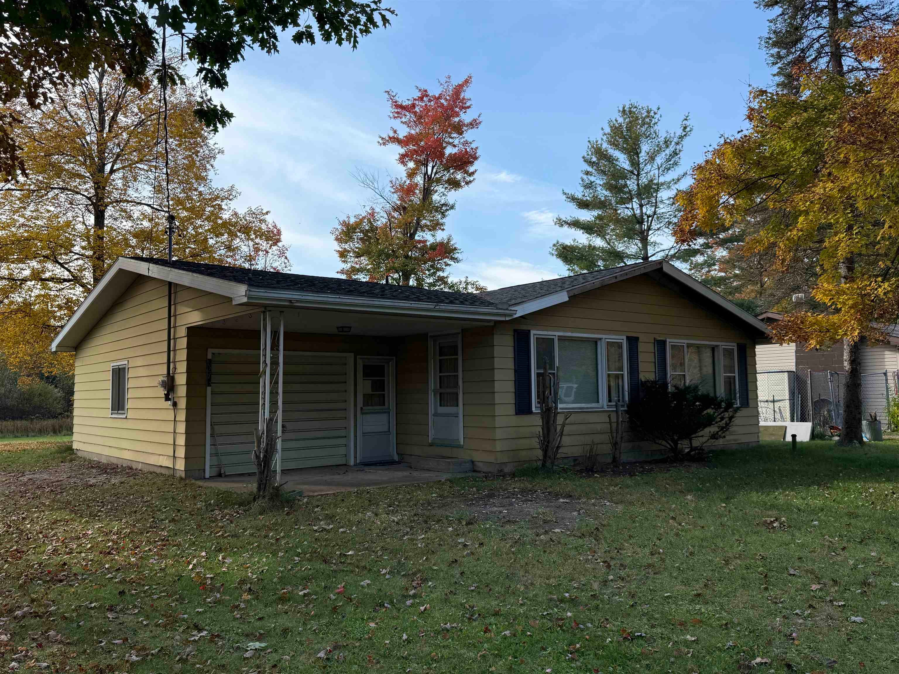 8273 Long Lake Road