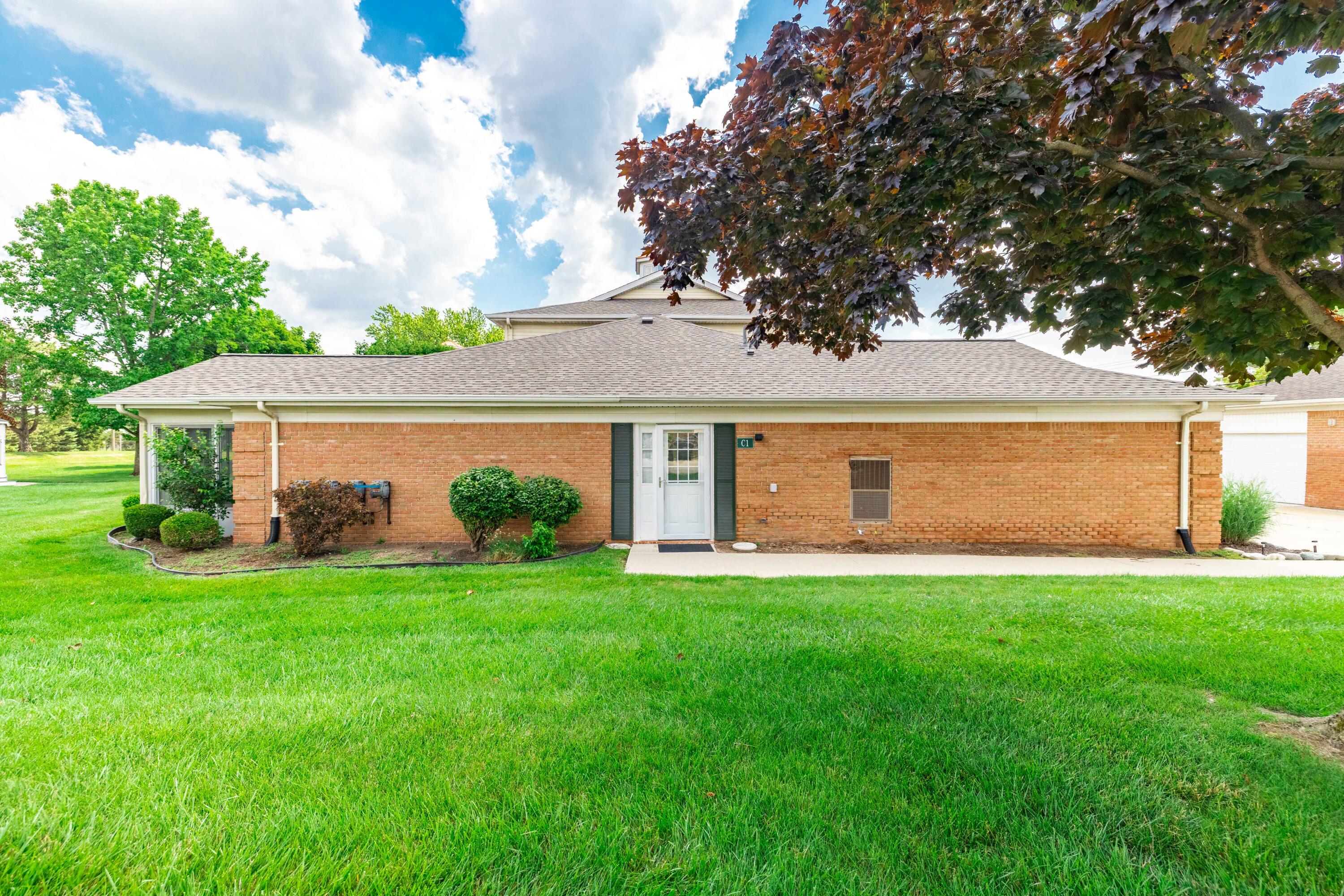 8217 Grays Drive 9