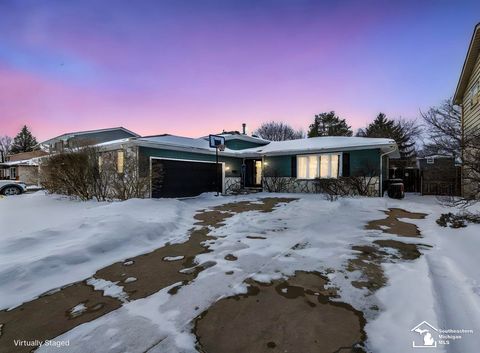 745 N Roessler Street Monroe City MI 48162