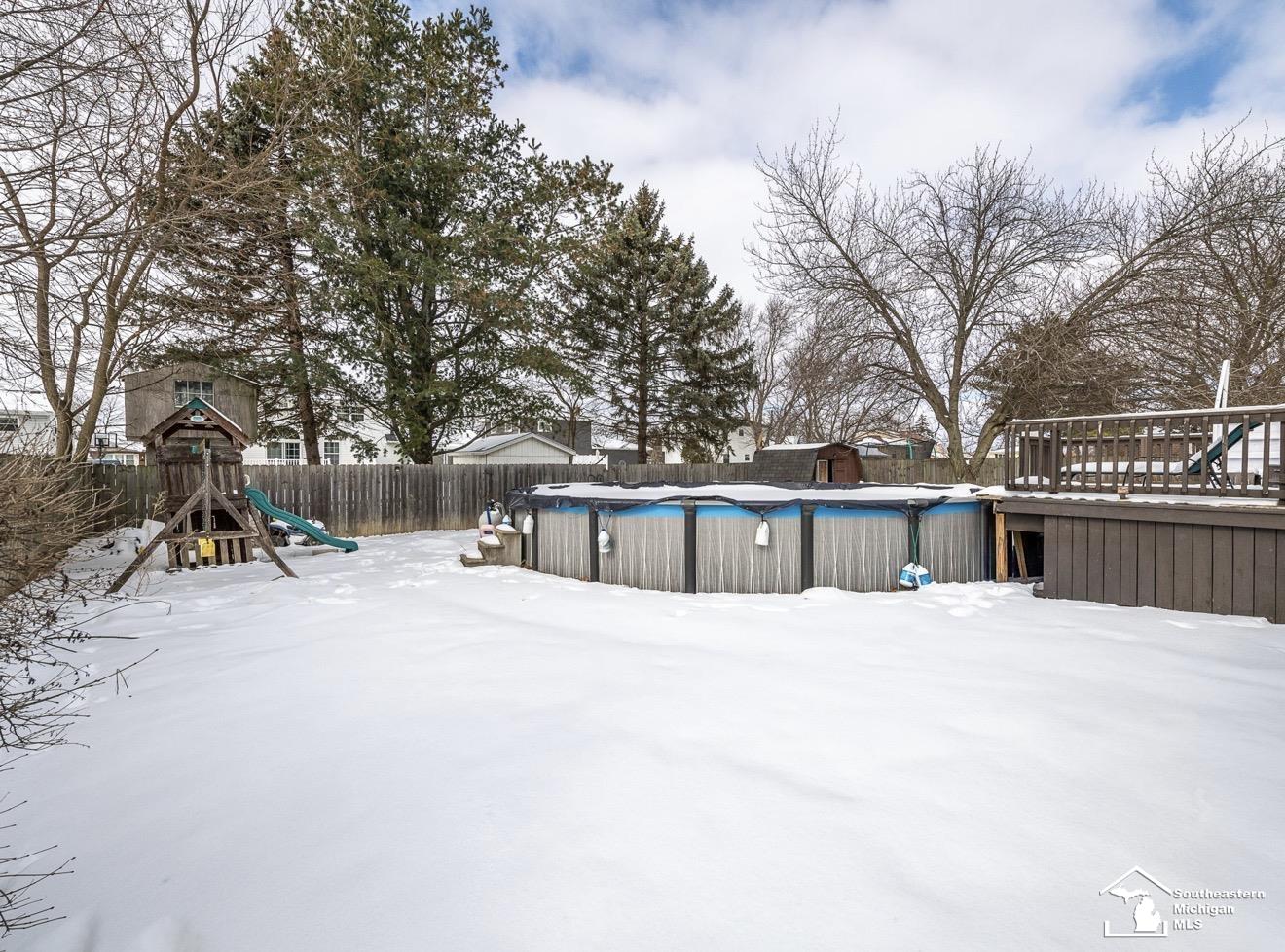 745 N Roessler Street