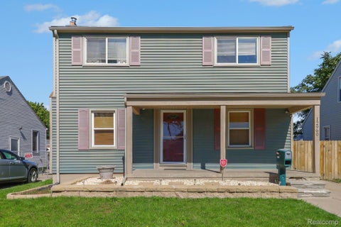Photo for 12960 Walnut Street
