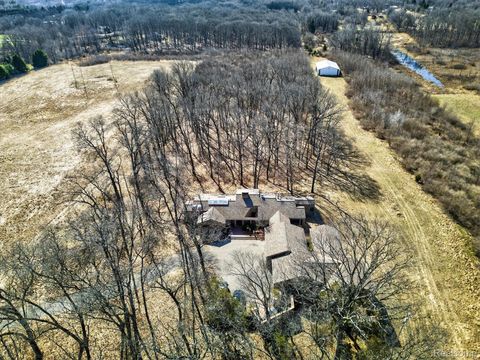 2551 Patterson Lake Road Putnam Township MI 48169