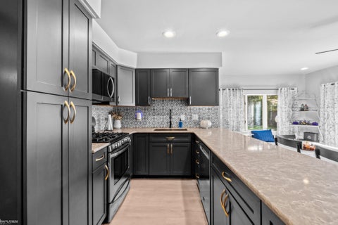 Tiny photo for 35408 Simon Drive, Clinton Charter Township, MI 48035 (MLS # 58050225419)