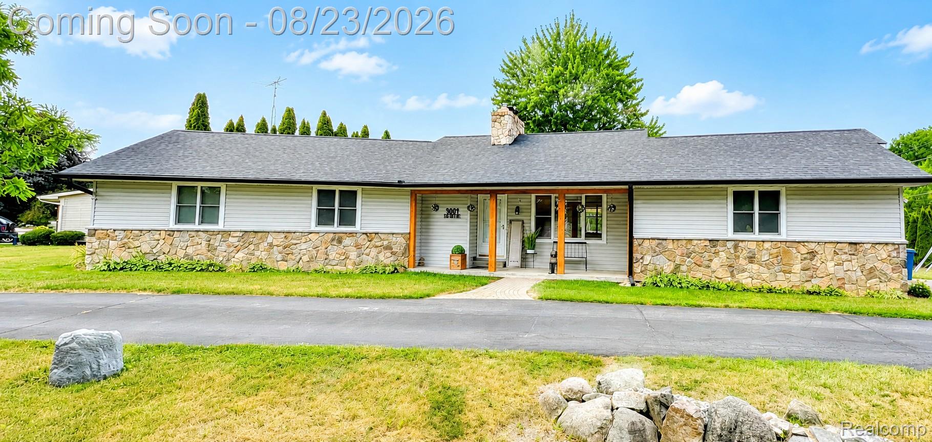 9004 Del Rio Drive