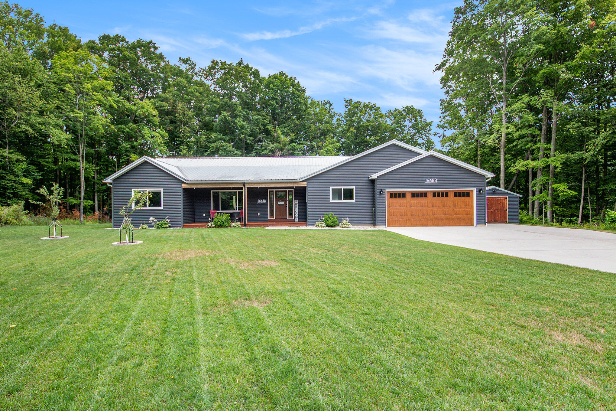 16688 Canyon Cove