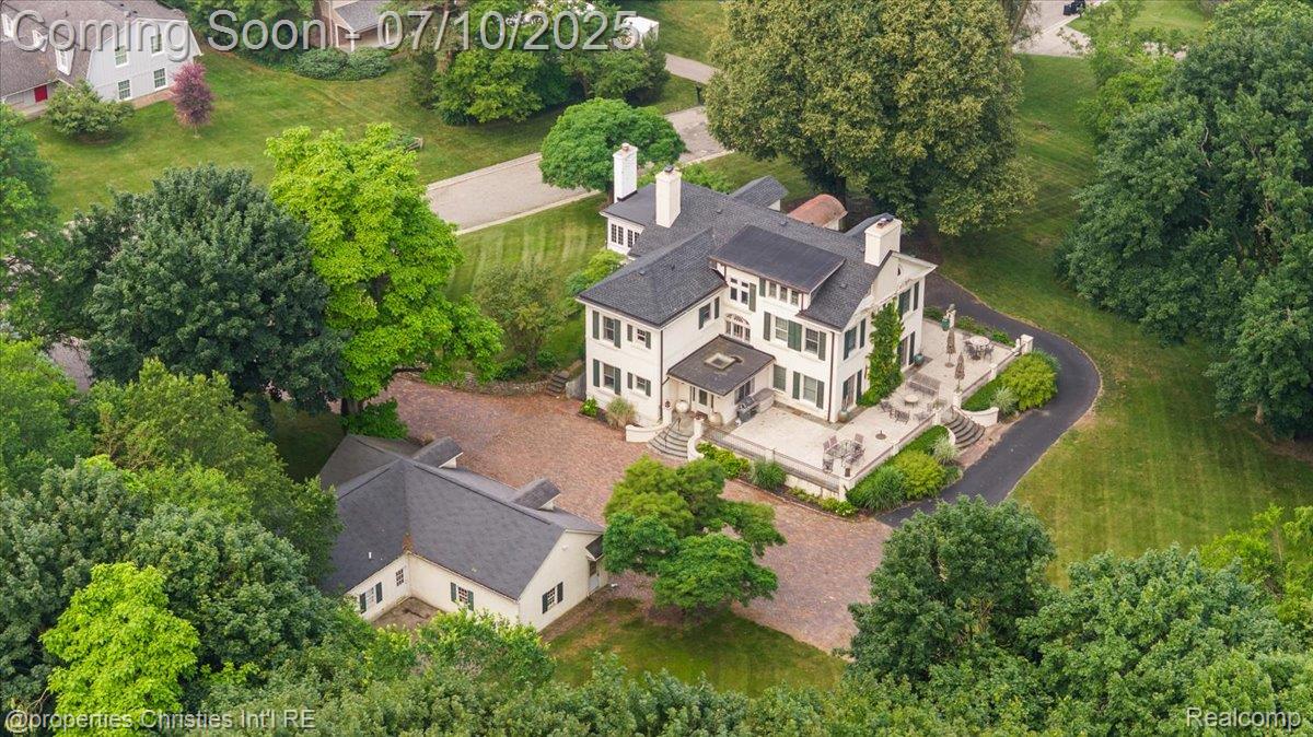 777 Kensington Lane