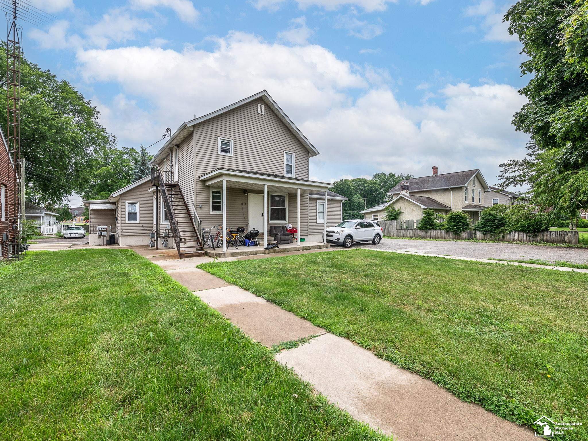 926 E Front Street