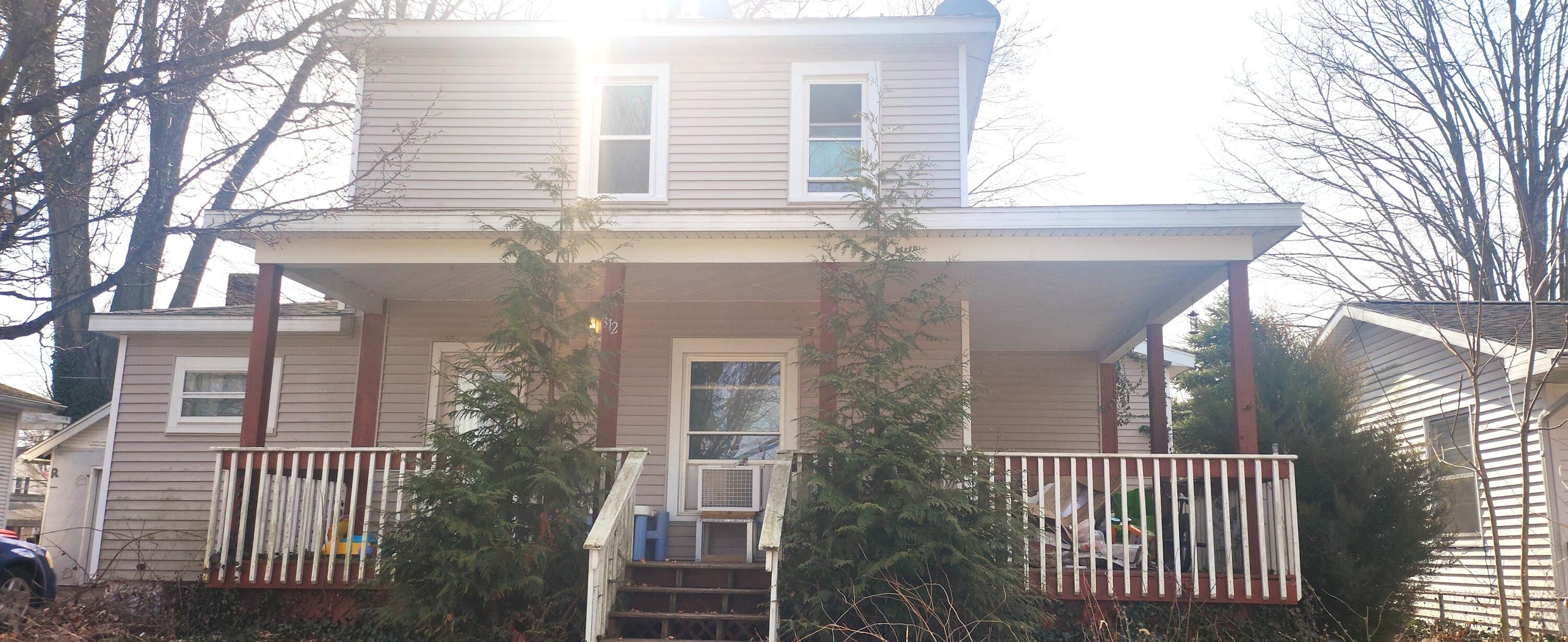 312 Washington Street