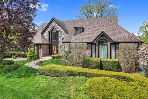 1032 ELMSMERE Drive Northville City Oakland MI 48167