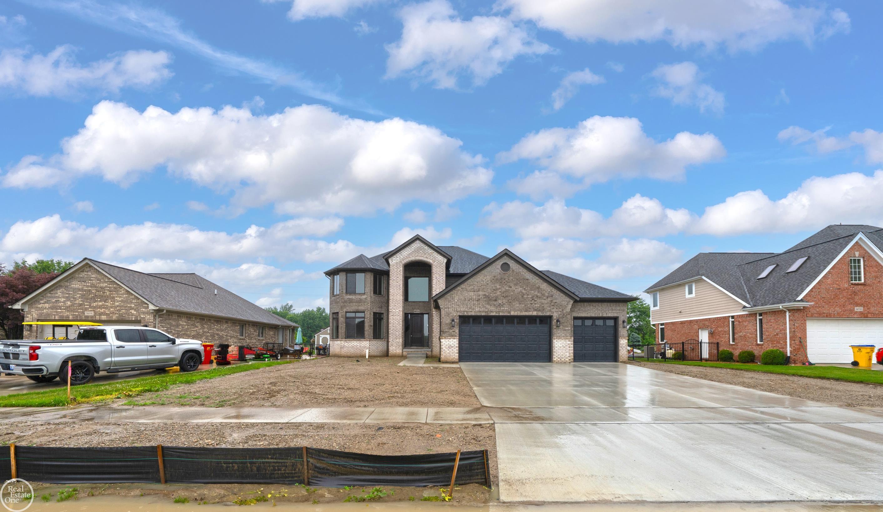 36711 N Pointe Drive