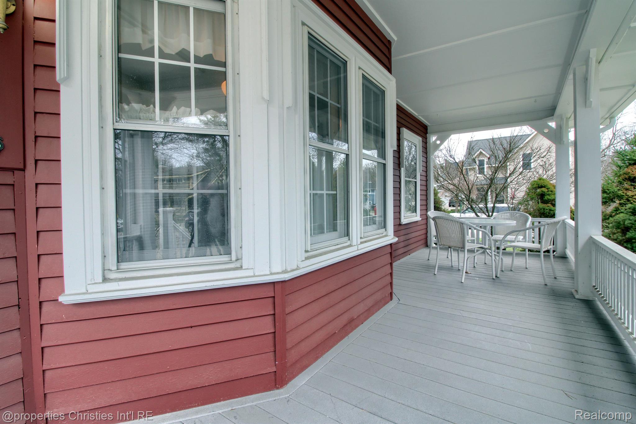 229 LINDEN Street