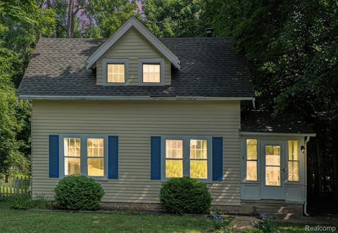 46044 Norton Court Northville City MI 48167