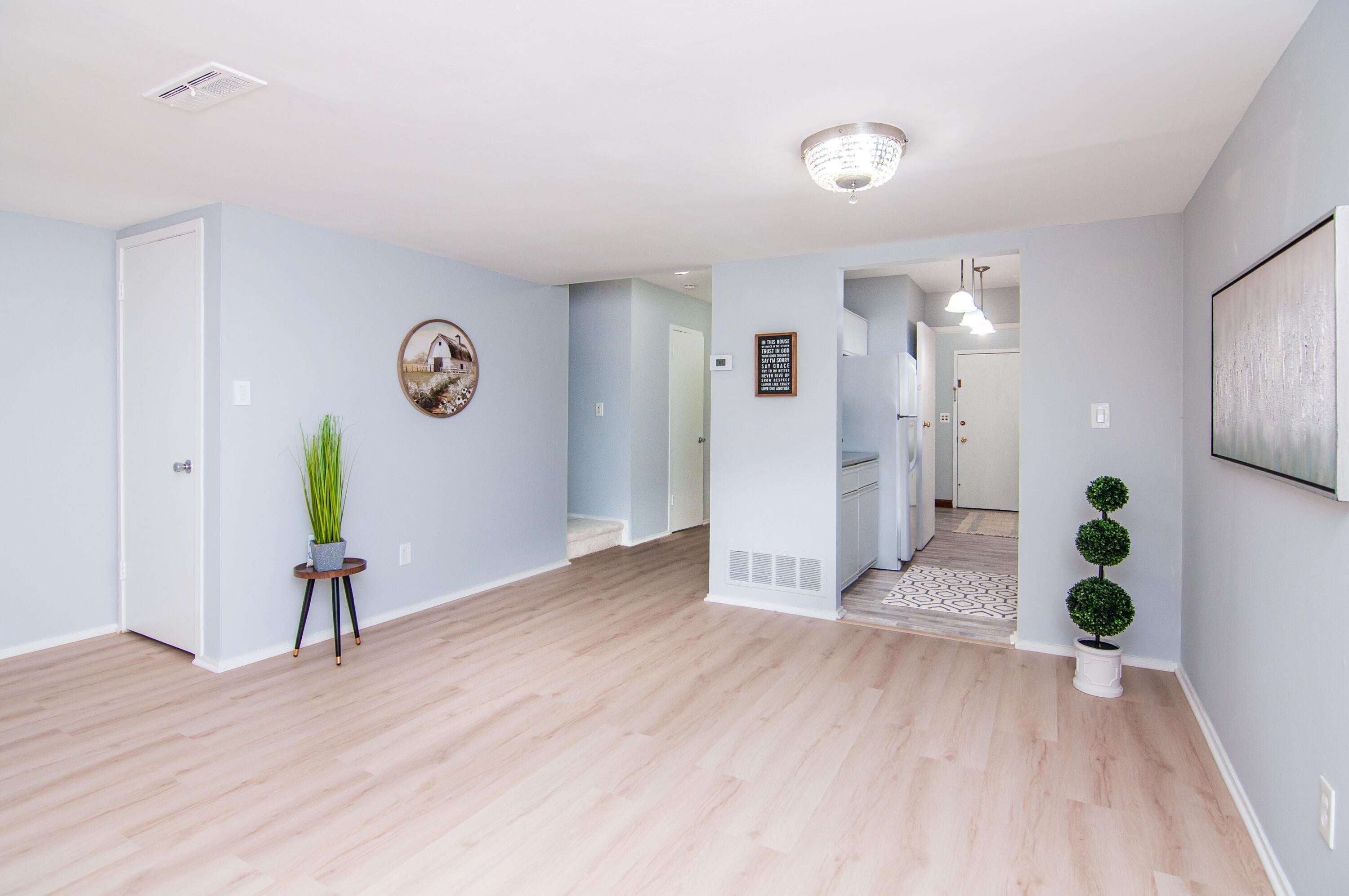 3017 Lakehaven Court