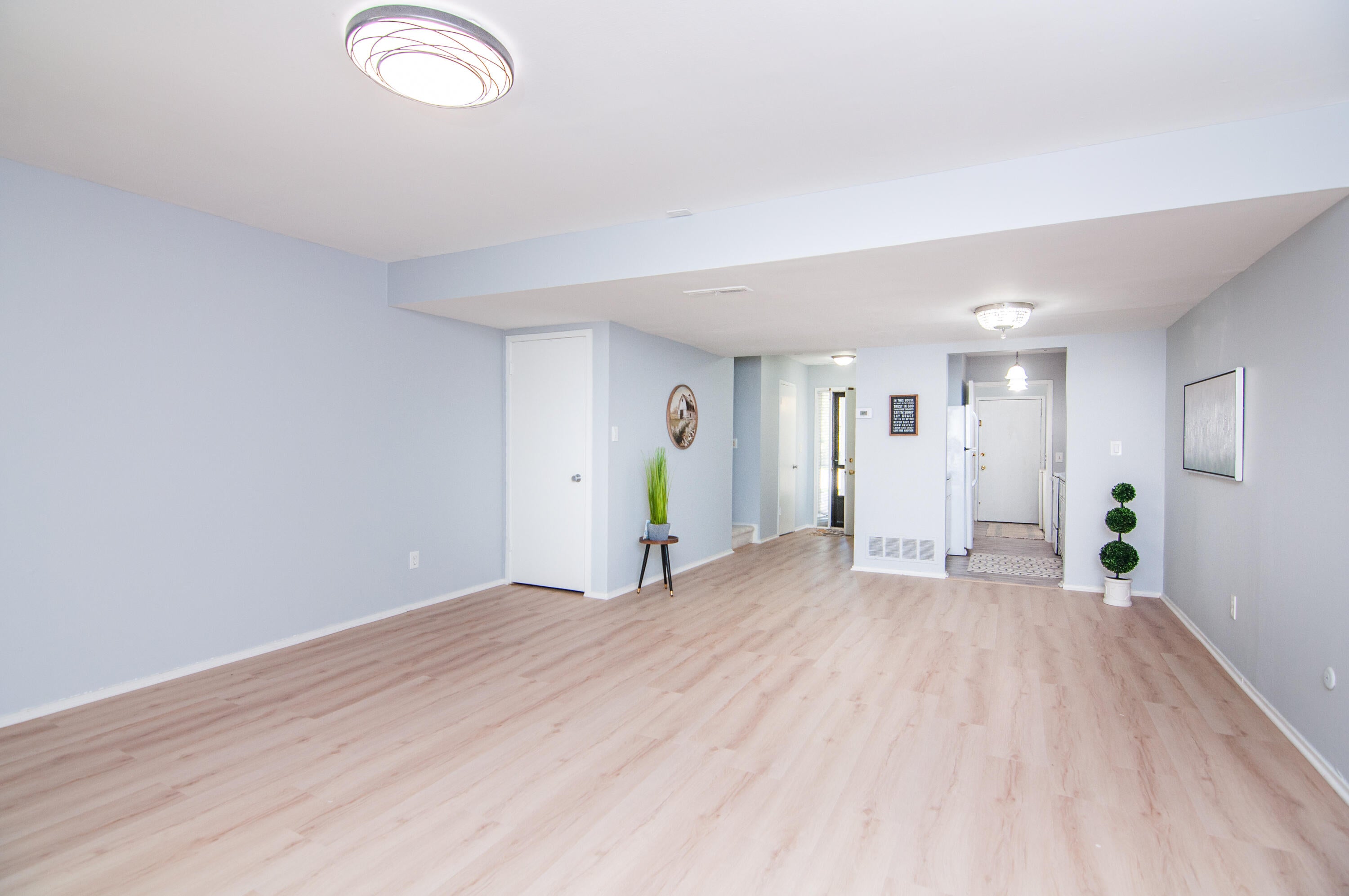 3017 Lakehaven Court