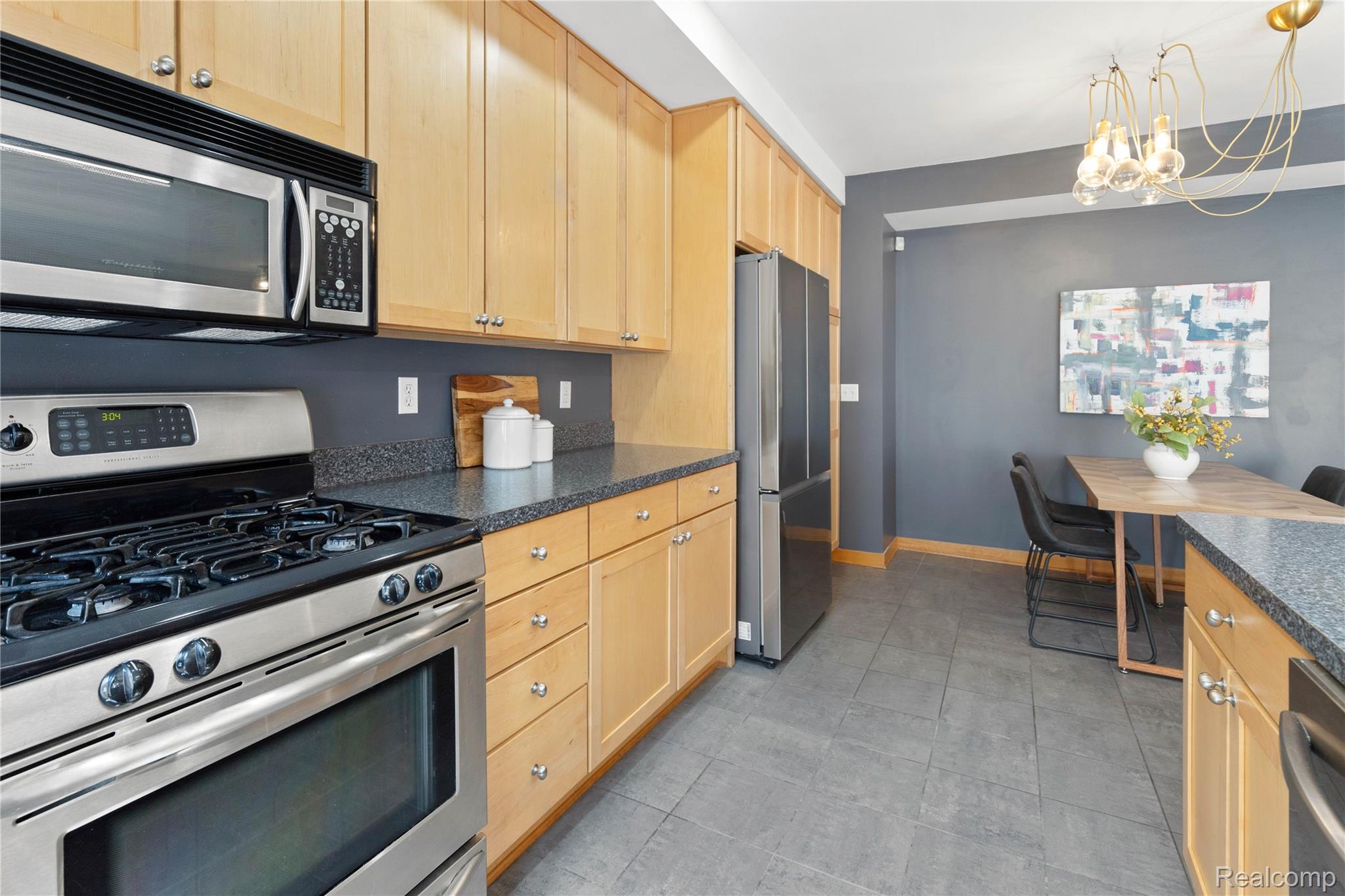 Detroit City, Michigan 48201, United States, 2 Bedrooms Bedrooms, ,2 BathroomsBathrooms,Residential,Active,178812