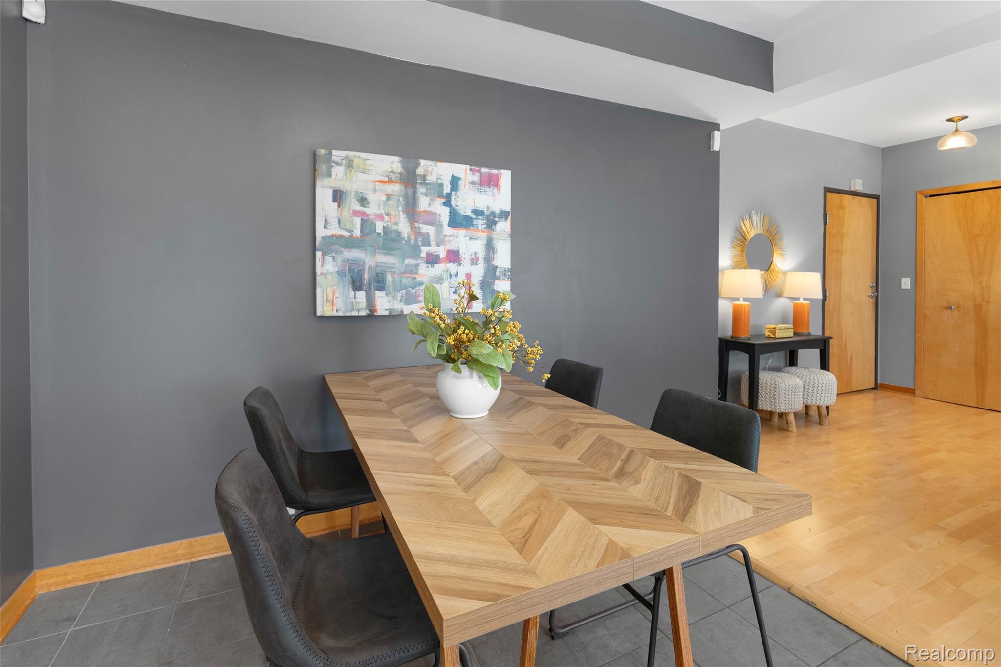 Detroit City, Michigan 48201, United States, 2 Bedrooms Bedrooms, ,2 BathroomsBathrooms,Residential,Active,178812