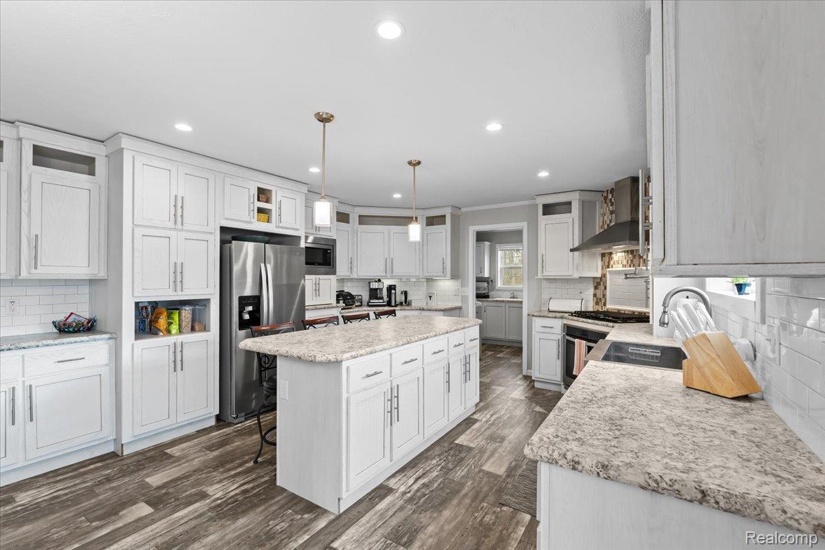 12361 Oak Ridge Circle