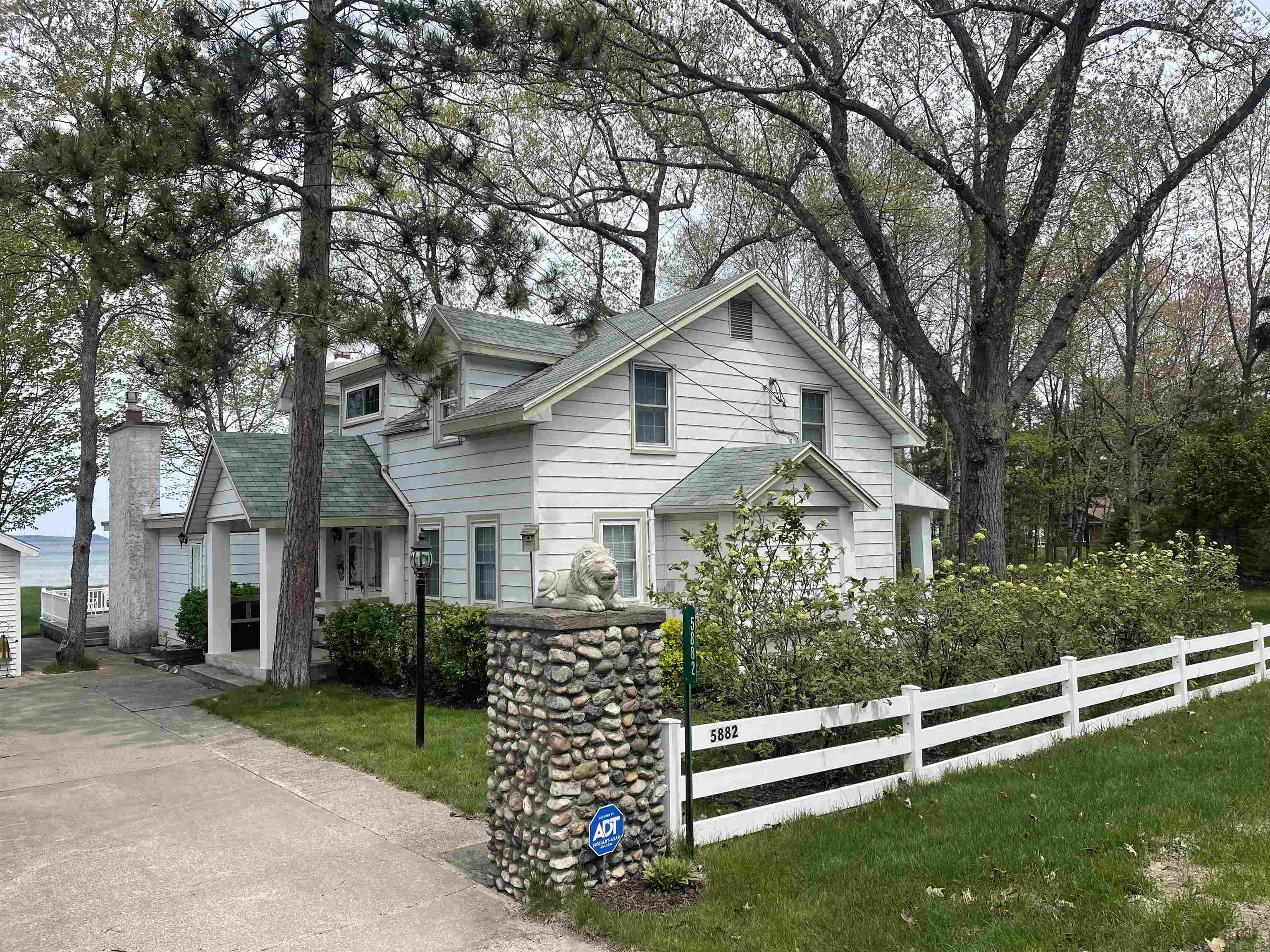 5882 Crystal Beach Road