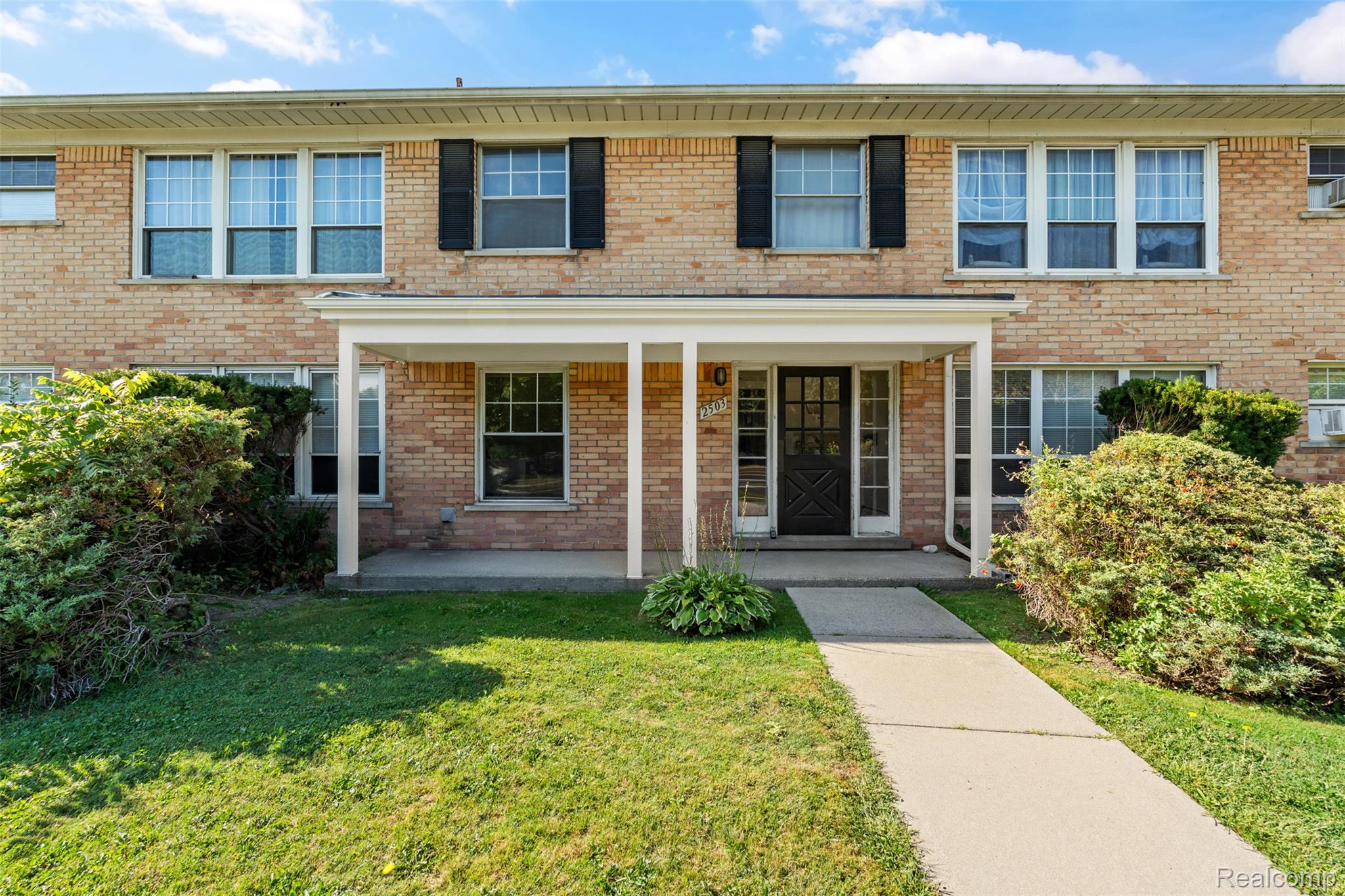 2503 W 13 Mile Road 18