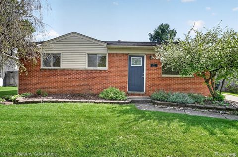 307 University Avenue South Lyon City MI 48178
